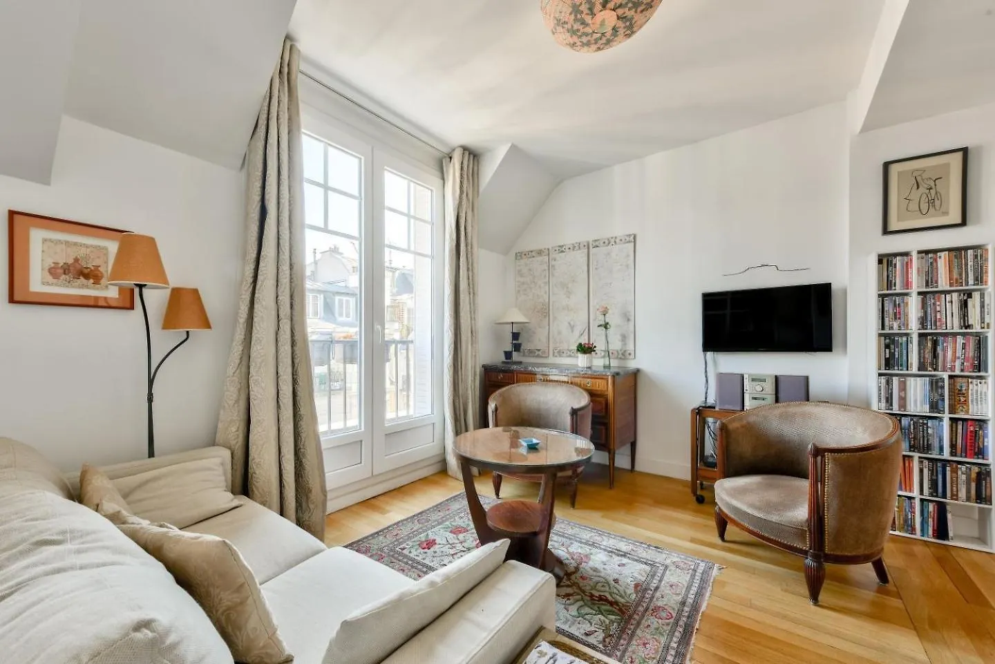 Stunning Parisian 1Br Flat Near The Eiffel Tower Apartment