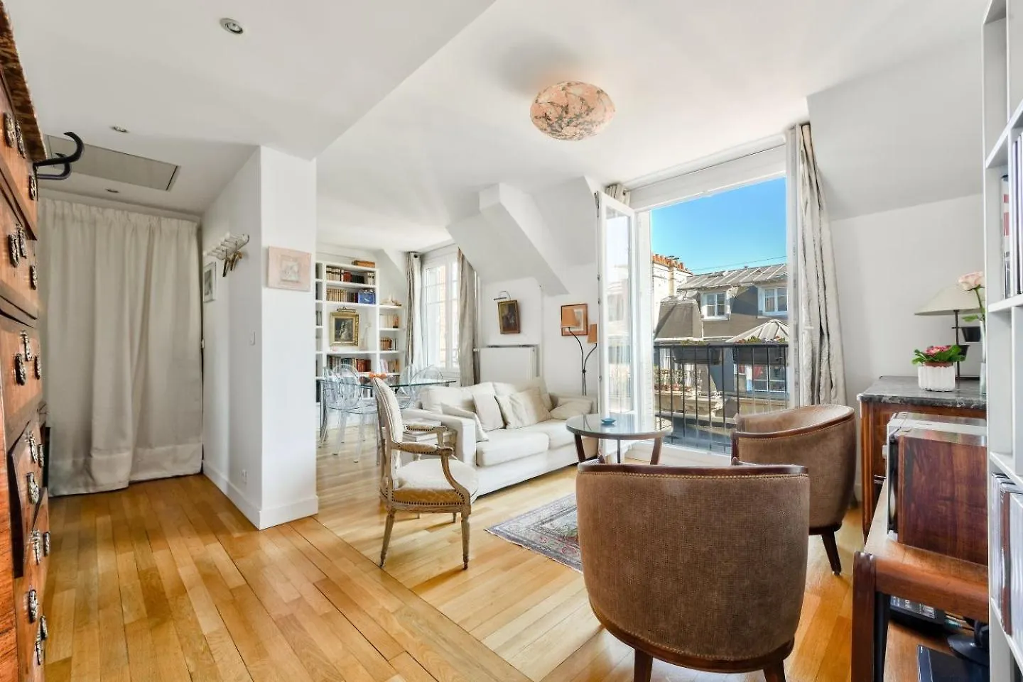 شقة Stunning Parisian 1Br Flat Near The Eiffel Tower فرنسا