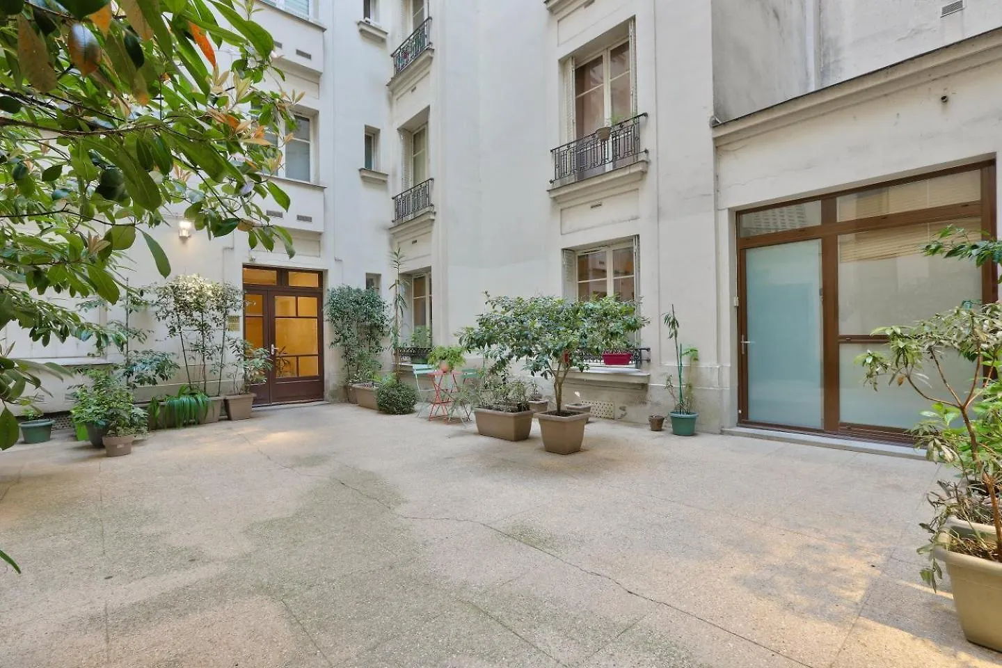شقة Stunning Parisian 1Br Flat Near The Eiffel Tower