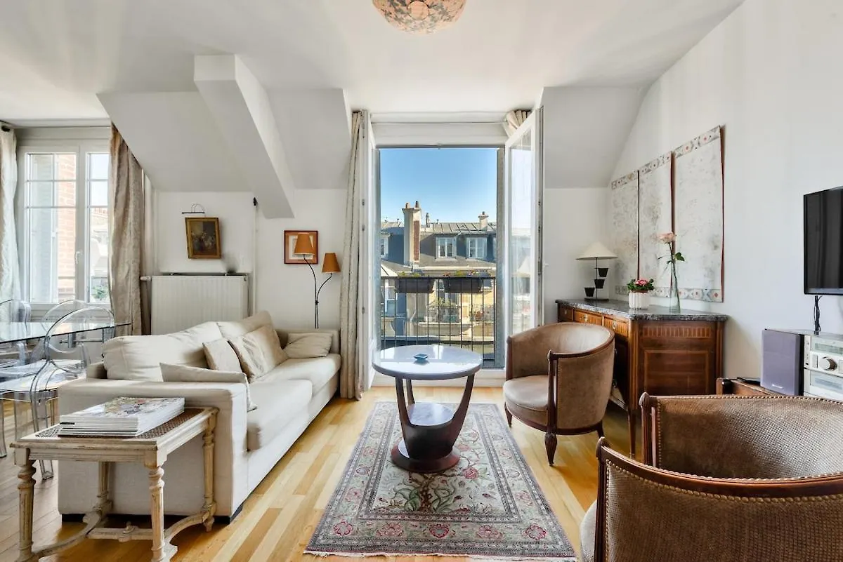 Stunning Parisian 1Br Flat Near The Eiffel Tower Διαμέρισμα